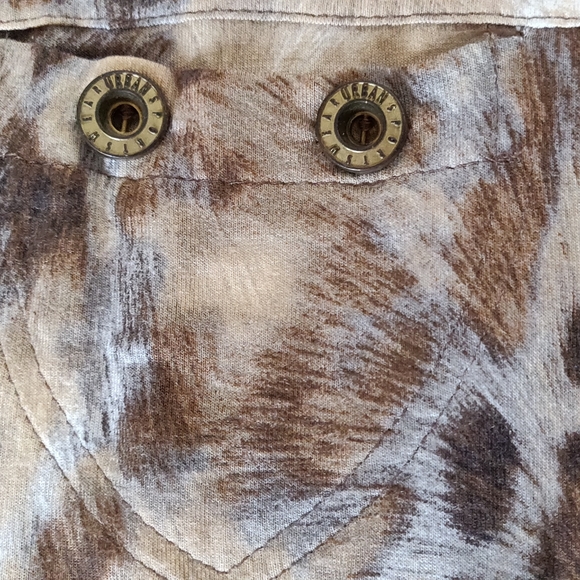 Appanage Animal Print Top - Picture 4 of 7